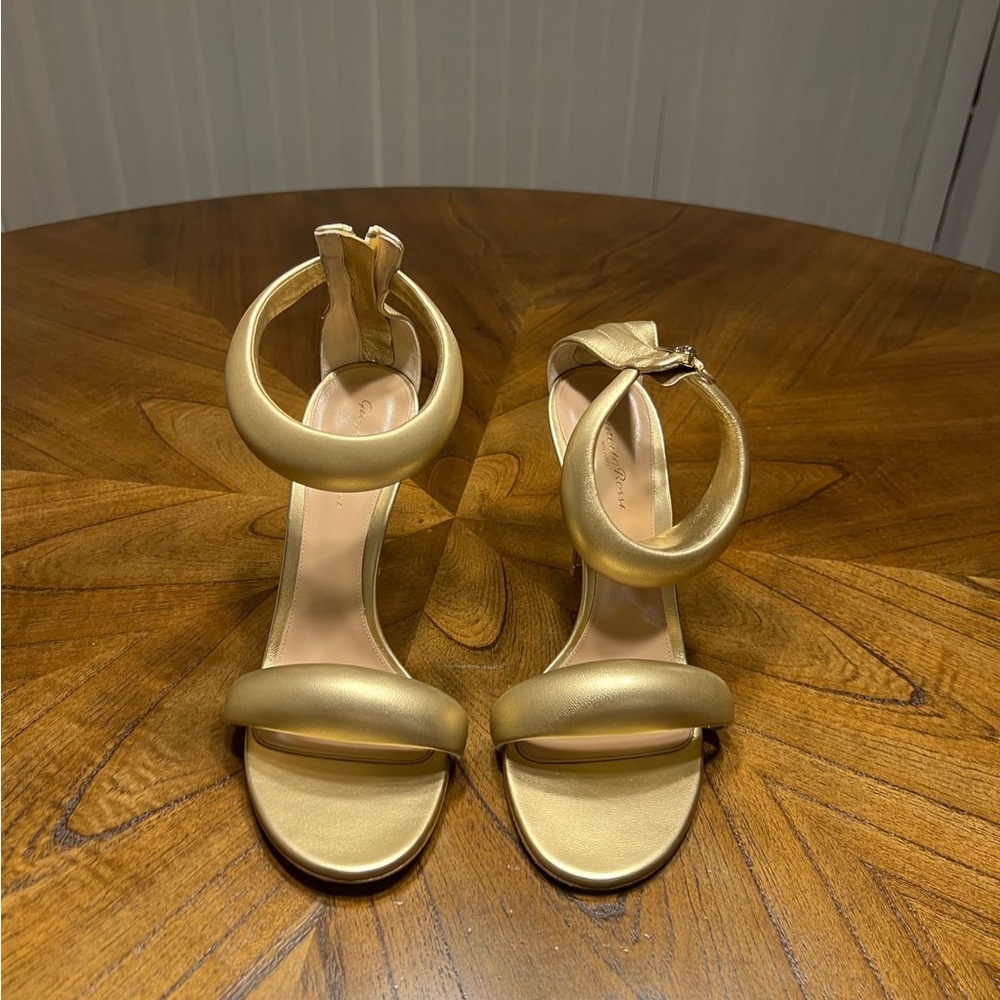 Gold High-Heeled Sandals with Stiletto Heels and Ankle Straps